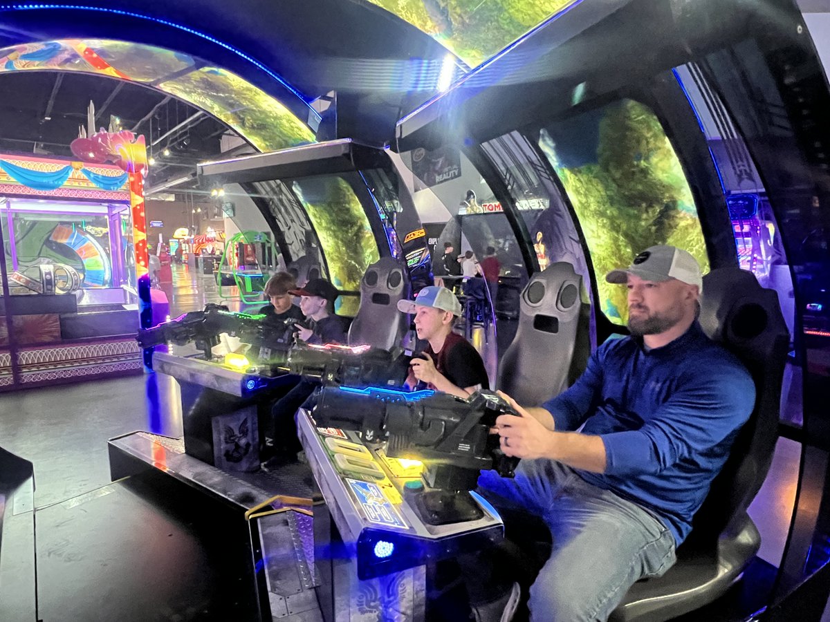 GPDGroup's tweet image. 🎉 Our recent Northeast Ohio company outing at Scene 75 was a blast! We had an unforgettable time with thrilling arcade games, go-karting, and friendly competition. What is your go-to arcade game? #TeamOuting #WorkHardPlayHard #GPDGroup