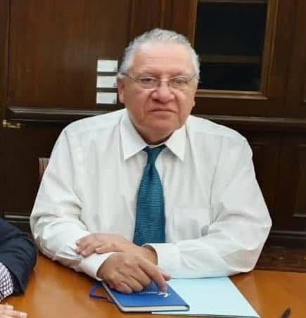 NoticiasMXHoy's tweet photo. PRESIDENTA RECONOCE LABOR DE RAFAEL MARÍN  
Por MX NOTICIAS 

Durante la tradicional mañanera, la presidenta del país @Claudiashein reconoció el trabajo del titular de las Aduanas en México, Rafael Marín Mollinedo, que ha logrado una buena recaudación.

La dirigente del país explicó que a través de una plataforma, desde hace un mes revisa aduana por aduana del país para conocer la recaudación alcanzada.

Y aunque no dio cifras, dijo que dicha recaudación va muy bien.

“Estamos haciendo un trabajo muy importante en Aduanas, muy importante. Yo le doy seguimiento diario al ingreso de aduanas, diario, aduana por aduana”, precisó.

También consideró que el trabajo realizado por Antonio Martínez Dagnino, titular del Servicio de Administración Tributaria, ha sido muy honesto.

Como se recodará, tras el nombramiento, nuevamente, su reincorporación a la Agencia representa un movimiento estratégico para reforzar el control y la eficiencia en la operación de las aduanas mexicanas.

Cabe recordar que ya había dirigido esta institución previamente (durante seis meses), cuando fue nombrado titular en 2022 por el entonces presidente Andrés Manuel López Obrador.
