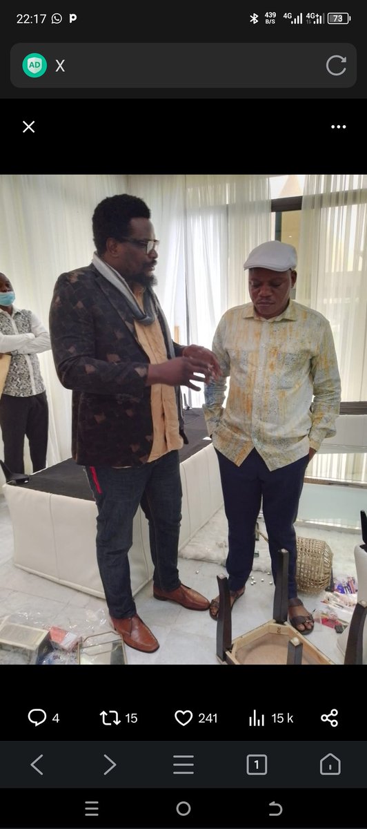 JOSENTAMBWE01's tweet image. Un vrai leader, c&apos;est avant tout une personne qui inspire confiance et qui sait fédérer son équipe autour d&apos;une vision commune. Il est capable de prendre des décisions difficiles, d&apos;assumer ses responsabilités et de reconnaître ses erreurs. Il est également à l&apos;écoute de tous