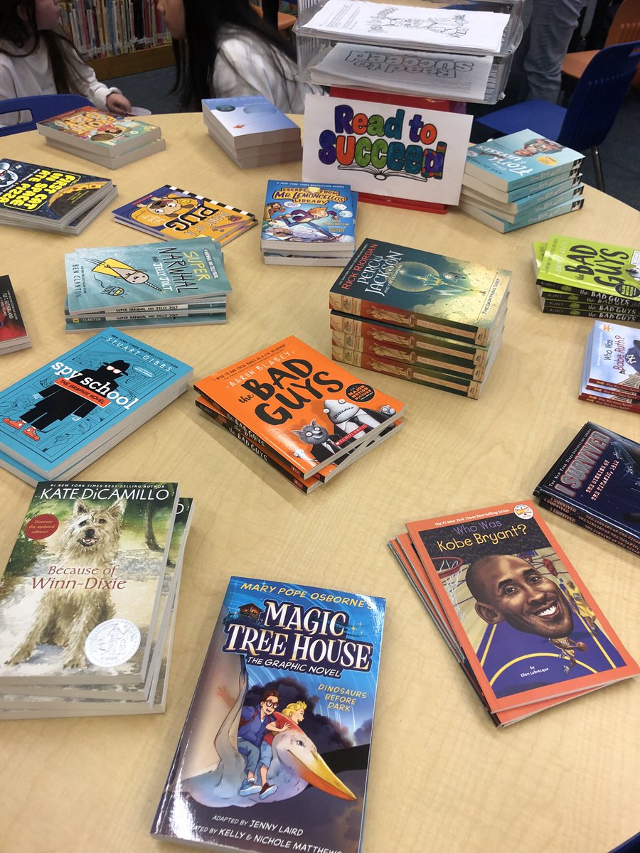 LVGintheLibrary's tweet image. “I’m already halfway through!” The excitement our book give away generated cannot be captured in a single post, but thank you @officialSPS and @Foundation4SPS for getting free books to my @watkinswildcats #SPSreadtosucceed #SPSlib #MarvelousMarch