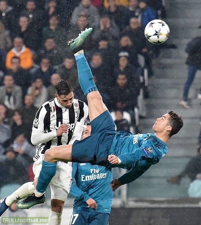 Flex10odds's tweet photo. 7 years old today, Cristiano Ronaldo scored this iconic goal in a UCL game. https://t.co/X5osfIdqfr
