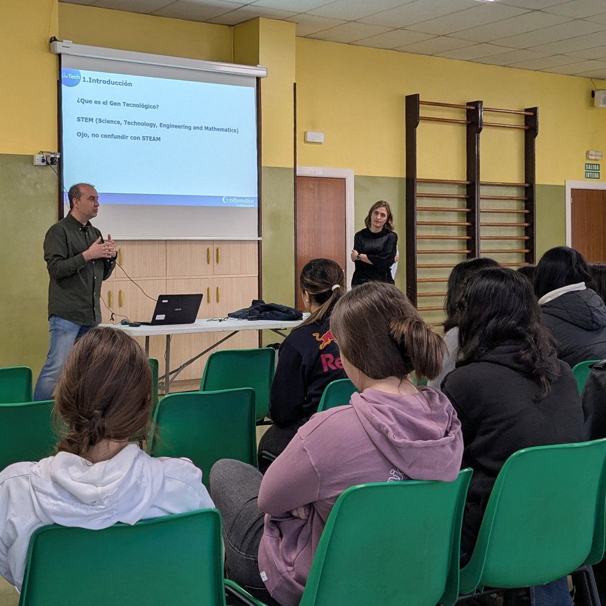 WeAreAltia's tweet photo. ¡Arranca la 6ª edición de #GenTech! 🎉 Seguimos acercando la tecnología a las aulas con nuestra iniciativa para despertar vocaciones STEM entre los más jóvenes.
Charlas, inspiración y mucho aprendizaje en una edición donde, por primera vez, aterrizamos en el 📍 País Vasco. https://t.co/PynzPxICbh