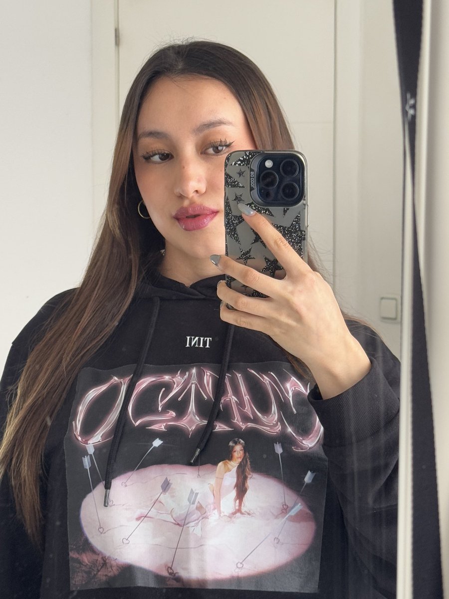 el único mood de hoy, desde el otro lado del mundo💕 <a href="/TiniStoessel/">tini</a>