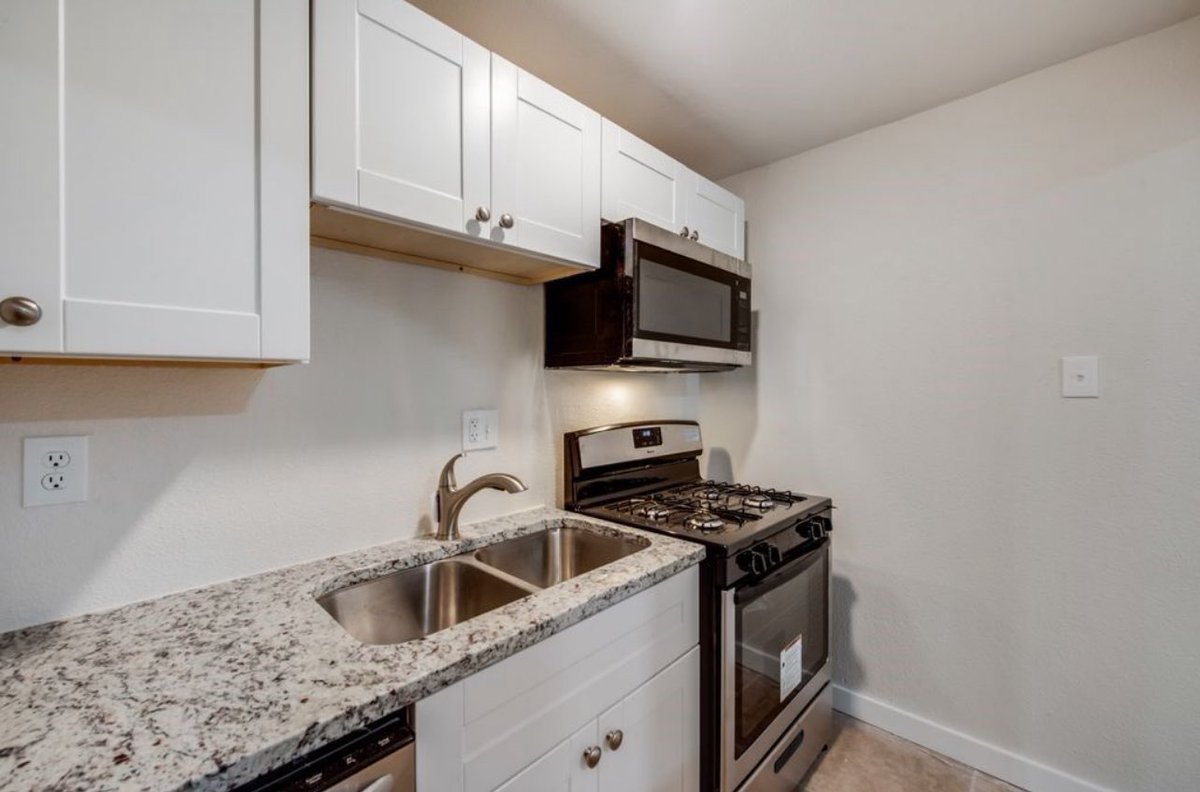 Lincoln_P's tweet photo. Owner Financing or Rent-to-Own options
Fort Worth, Texas

Discover your dream home with this newly renovated property, now available for purchase with Owner Financing or Rent-to-Own options! Enjoy modern amenities and a fresh interior design perfect for comfortable living. https://t.co/hCkIXYIyrU