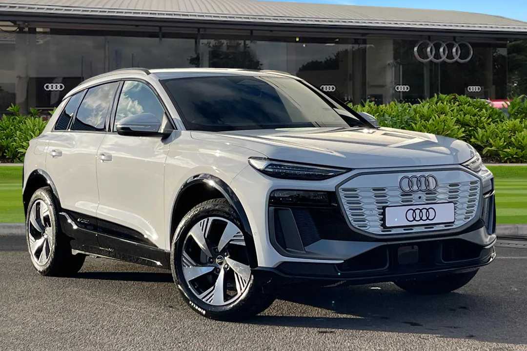 ⚡ The Future of Driving.
Step into the all-electric Audi Q6 e-tron – where innovation meets elegance. With its spacious design, state-of-the-art features, this SUV is redefining luxury for a sustainable future. 🌍✨
🔋 ecs.page.link/4DxyH #AudiQ6eTron #SustainableLuxury