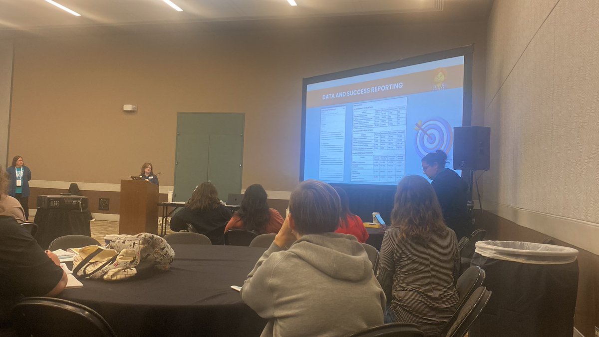 Katie Michna tweet media