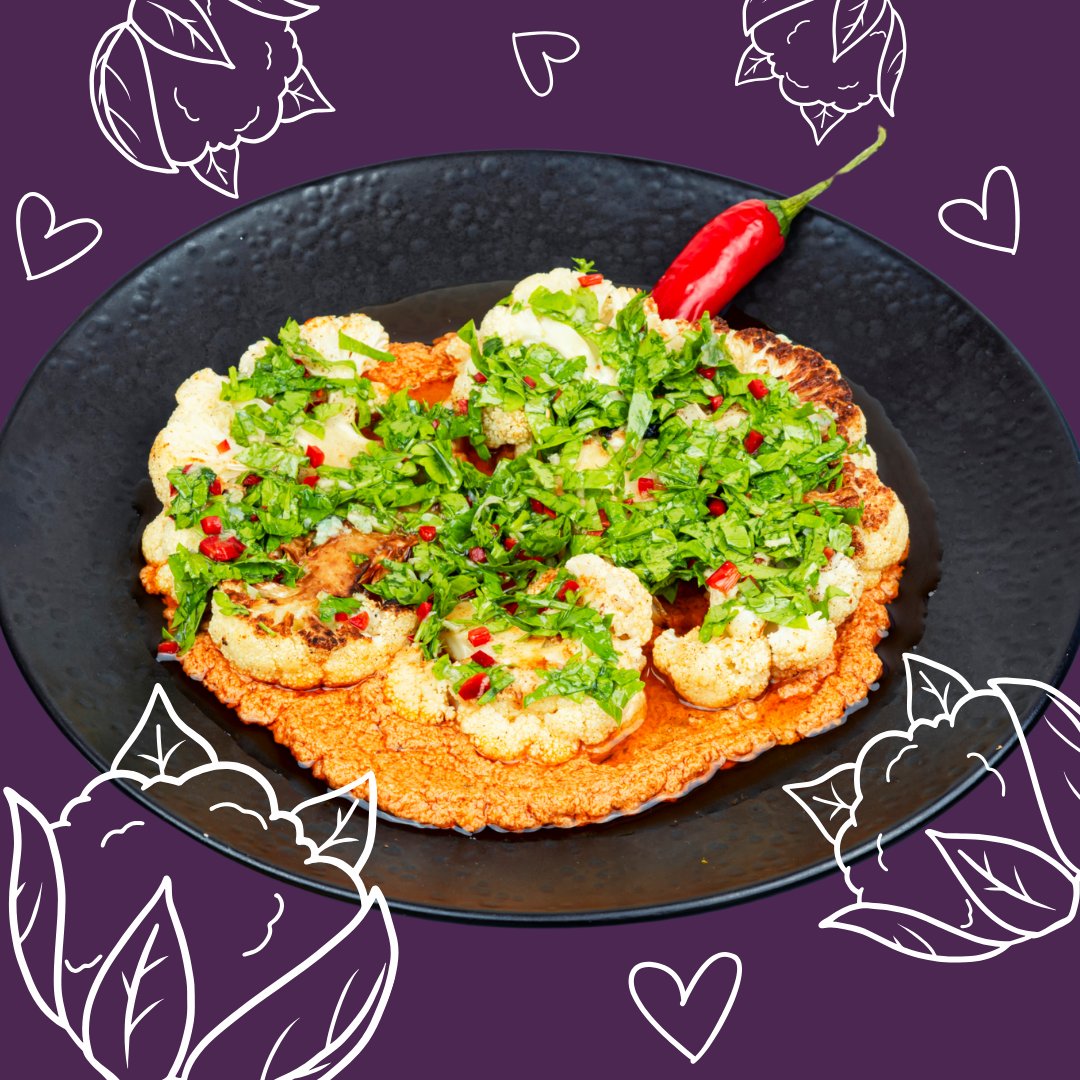 JimbeeMelon's tweet photo. 🌱 ¡La coliflor nunca fue tan irresistible! 😋 Prepara esta Coliflor Asada con Salsa y Hierbas, crujiente por fuera y tierna por dentro. Perfecta como plato principal o acompañamiento. ¿Te animas a probarla? 👇
https://t.co/nNlHGEQ4Z8
#ComidaConSabor #Coliflor https://t.co/BeA0ja9DXJ