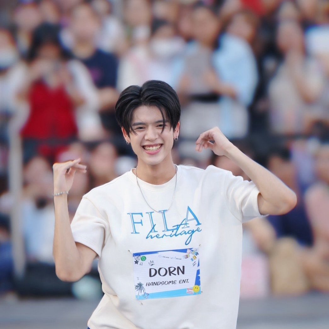 เด็กที่ยิ้มน่ารักขนาดนี้เป็นของอัลลี่ฮะ

DORN TO CENTER
#DORN #佑泷 #DornKhumraj 
#CHUANGAsiaS2