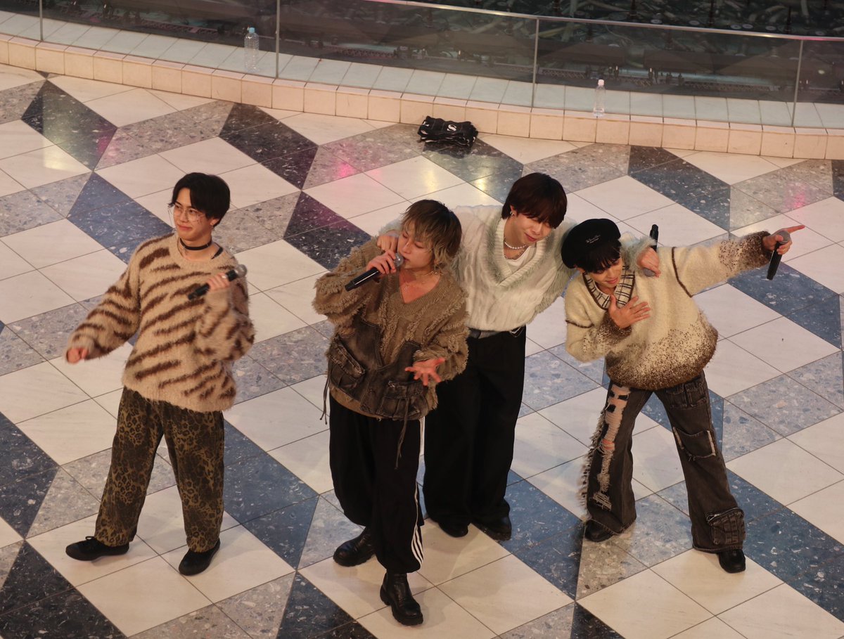 ra11_25's tweet photo. ．04.03  池袋サンシャインシティ噴水広場 ⛲️
 #FLS  #RAiKI  #kanju  #TAIGA  #SUMIYA https://t.co/Bid9PGoEl7