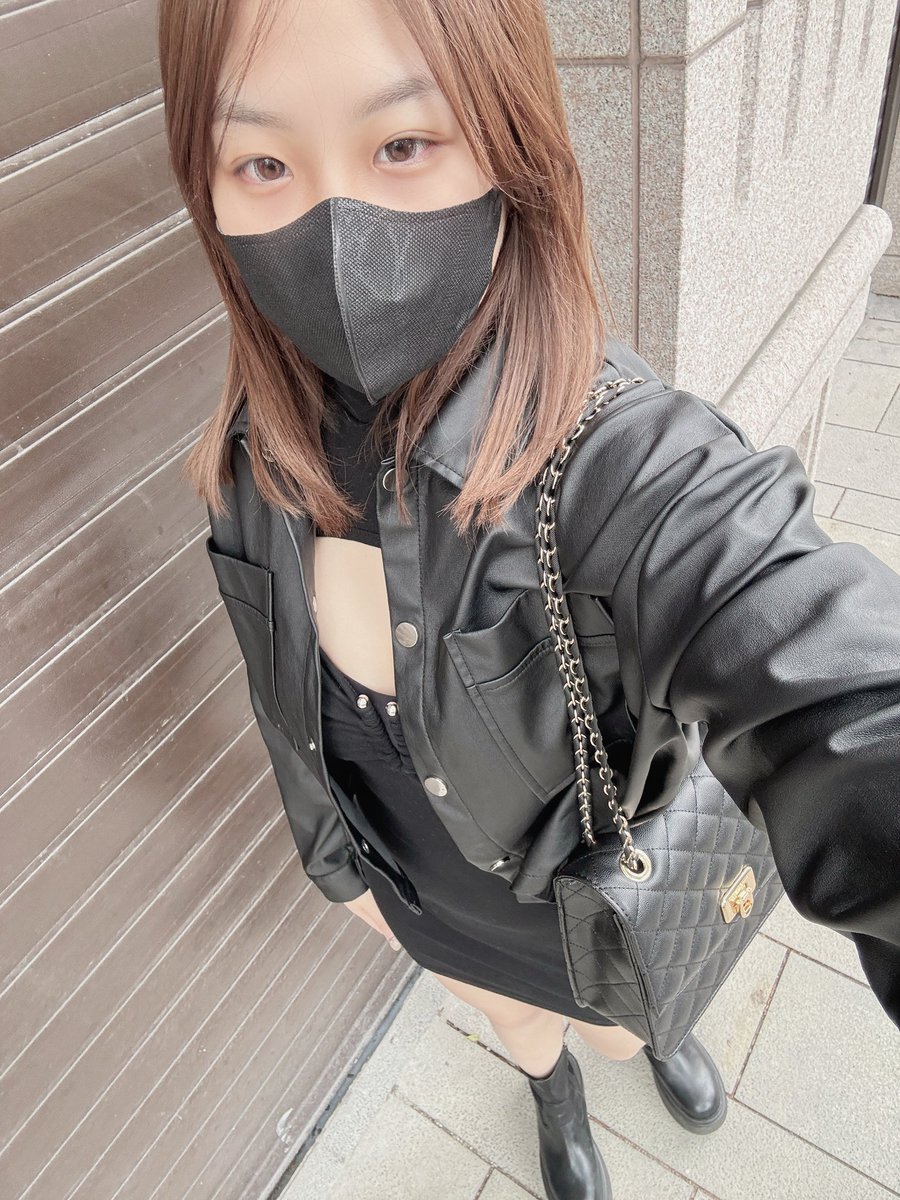 學生最幸福的時候，就是放假+天氣好！誰懂？😜
The best combo ever no school and sunny skies! Who feels me?😜 https://t.co/Qo2zQD7YeB