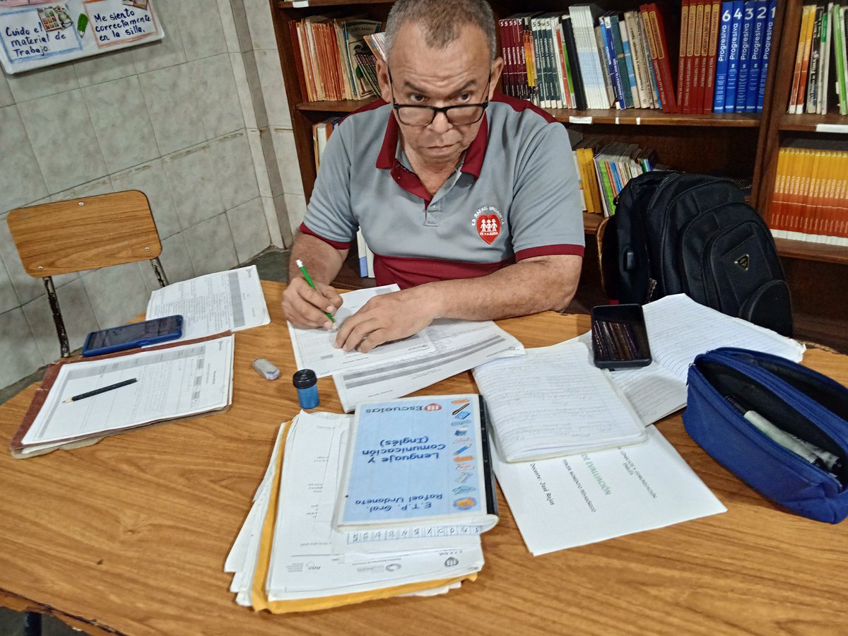 FyaRafaelu's tweet photo. Llega la #GranRifaFeyAlegría para que apoyes proyectos de innovación educativa, robótica, conectividad, y mejora en la infraestructura de nuestros centros educativos.  ¡70 años de educación, 70 premios especiales para ti! Conoce más en nuestra transmisión: https://t.co/MXJ1oSnL8L https://t.co/azFTNvLTYg