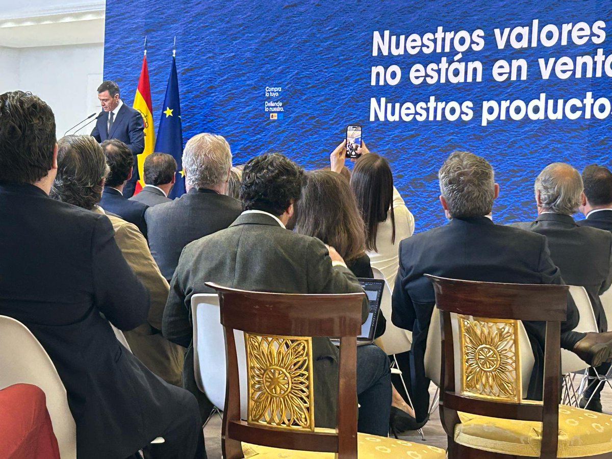 🔵 Hemos participado hoy en la reunión convocada por el Presidente del Gobierno con representantes del tejido industrial nacional. En este encuentro, se ha presentado el plan de acción del Ejecutivo para hacer frente a la imposición de aranceles anunciada ayer por EE.UU.🔵
