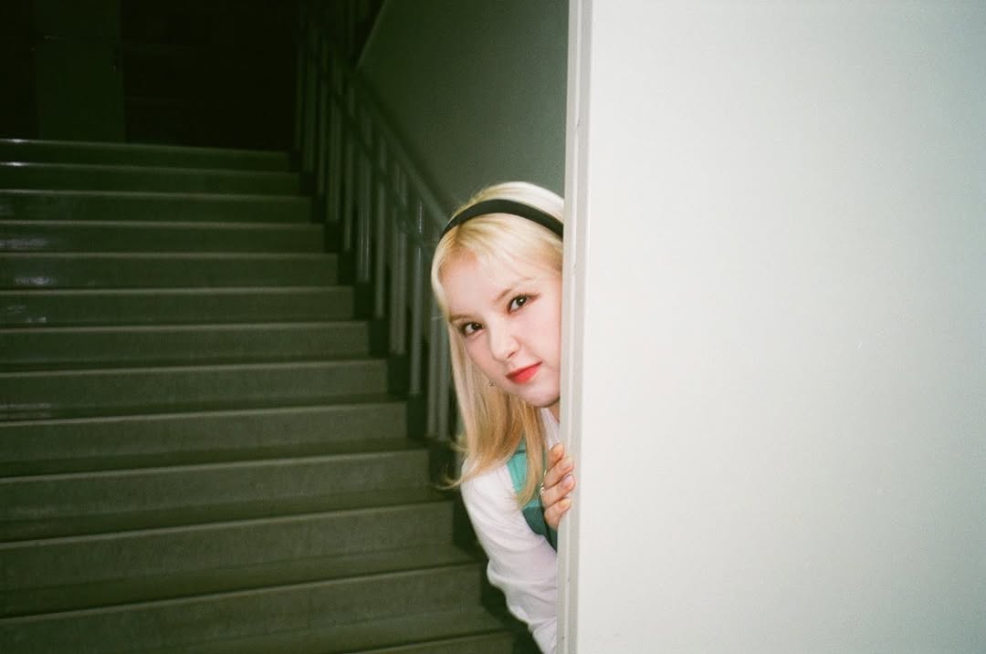 peek-a-boo! 👀 just taking a little peek and seeing what’s going on!