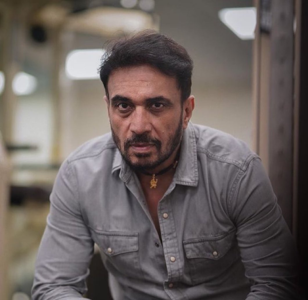 SRK has Pooja Dadlani 

Ranbir &amp; Vicky have Reshma's Agency 

We Bhai Fans Have This Tharkulla <a href="/patel_jordy/">Jordy patel</a> 

Rehem karo Bhaisahab <a href="/BeingSalmanKhan/">Salman Khan</a> 

SALMAN CHANGE YOUR TEAM