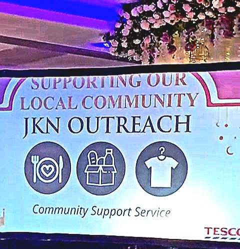 JknOutreach's tweet image. 📢💬 A big shout out to the #CommunityChampions and their teams up and down the country who continue to work closely with charities and community projects like ours who are delivering  #EssentialSupport at grassroot level during a time when foodbank use is at an all-time high.