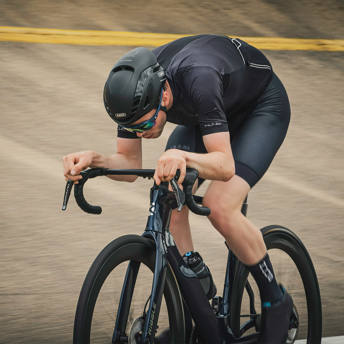 RibbleCycles's tweet image. ⚡️🚴‍♂️ When being fast… isn’t fast enough.
The Ultra-Aero SL brings real-world aero gains to every ride.

spkl.io/6004fvGhQ

#UltraAeroSL #RibbleCycles #RideWithoutLimits #AeroAdvantage #RealWorldSpeed #CyclingAddict #BikeLife #FastByDesign