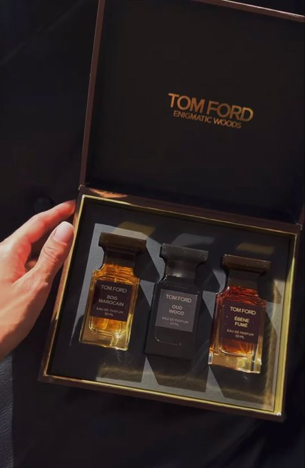 fastadopter's tweet photo. Tom Ford https://t.co/8k1tinwSit