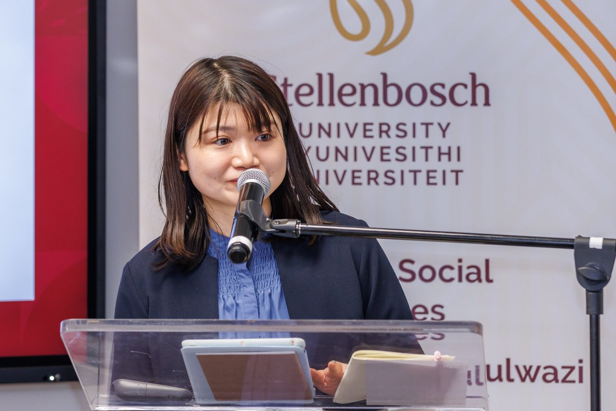 AVReQ_SU's tweet image. Celebrating Dr Yumi Omori’s powerful book launch! 📖Her research highlights mothers as everyday peacebuilders, shaping post-conflict societies through care & resistance.Proud to share her work with the world! 🌍💙 #EverydayPeace #Peacebuilding #DrYumiOmori #MothersAsPeacebuilders