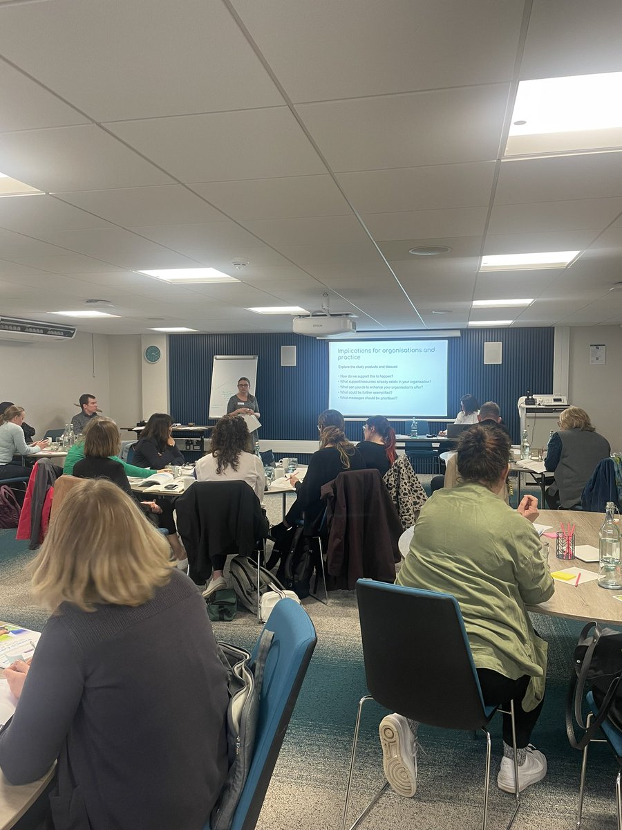 hayes_haf's tweet image. Thank you @PriSciEarle @LynneBianchi and the research team for guiding us through the new Report and guidance for practical primary science 👏 I am looking forward to share the relevant findings with our training teachers and partnership schools @ITEcardiffmet in Wales- Diolch!🏴󠁧󠁢󠁷󠁬󠁳󠁿