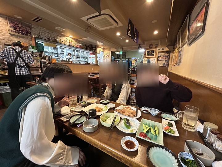 お稽古のあとみんなでご飯に行きました～！
来週は4/10(木)19:00～お稽古を予定しています！お問い合わせはDMまで。
部室開放日も随時お知らせするのでぜひ遊びに来てください✨一緒にワセメシに行きましょう！
#春から早稲田