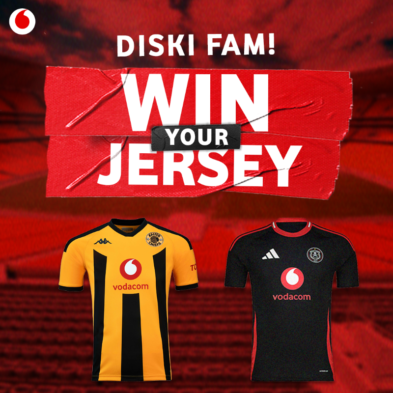Vodacom's tweet photo. Heita Diski Fam! Get YOUR team jersey and  wrap up the season in style! 🚨​
​
Tap below for a chance to WIN a @KaizerChiefs or @Orlandopirates jersey! ⚽️