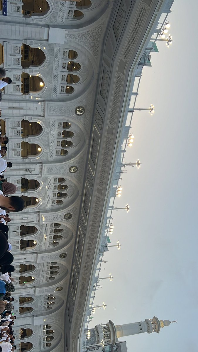 Nood_298's tweet photo. اجمل بقاع الارض 🩶✨ 
#الحرم_المكي https://t.co/B3RrbTVlms