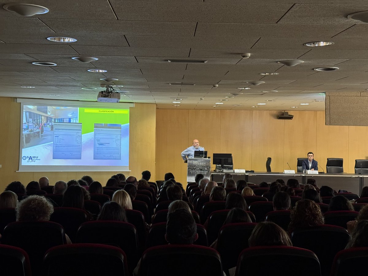 ARPA (@arpaasturias) on Twitter photo La Directora Médica del <a href="/CAHU_Area_V/">CAHU Área Sanitaria V</a>, la Dra Isabel González Fouces, ha inaugurado la Jornada del paciente politraumatizado junto al Dr. Bernardo, Presidente del ARPA.
Comenzamos con la primera ponencia del Dr Ginés Martínez, médico del SAMU Asturias. La Directora Médica del <a href="/CAHU_Area_V/">CAHU Área Sanitaria V</a>, la Dra Isabel González Fouces, ha inaugurado la Jornada del paciente politraumatizado junto al Dr. Bernardo, Presidente del ARPA.
Comenzamos con la primera ponencia del Dr Ginés Martínez, médico del SAMU Asturias.