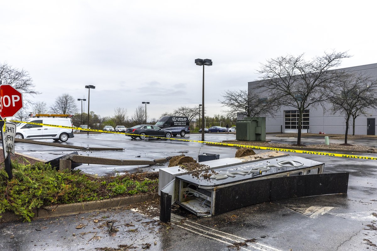 Ryan C. Hermens tweet media