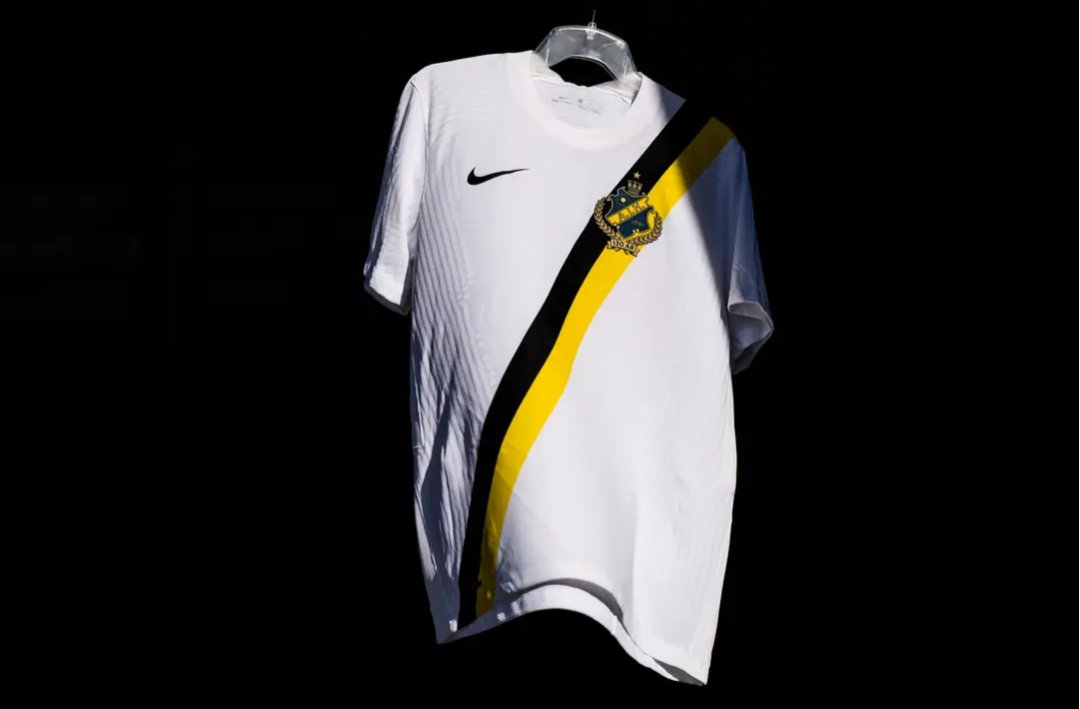 <a href="/Blue_Saints1891/">Blue Saints</a> Typ såhär eller?