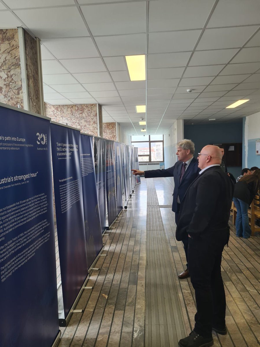 Christian Steiner (@steinerbalkans) on Twitter photo Great exchange with students and professors of the department for German language/Faculty of Philology of <a href="/Univerzitet_CG/">Univerzitet CG</a> in Nikšić today where we are also showing the exhibition „30 Years Austria in the EU" in the premises of the Faculty. Great exchange with students and professors of the department for German language/Faculty of Philology of <a href="/Univerzitet_CG/">Univerzitet CG</a> in Nikšić today where we are also showing the exhibition „30 Years Austria in the EU" in the premises of the Faculty.