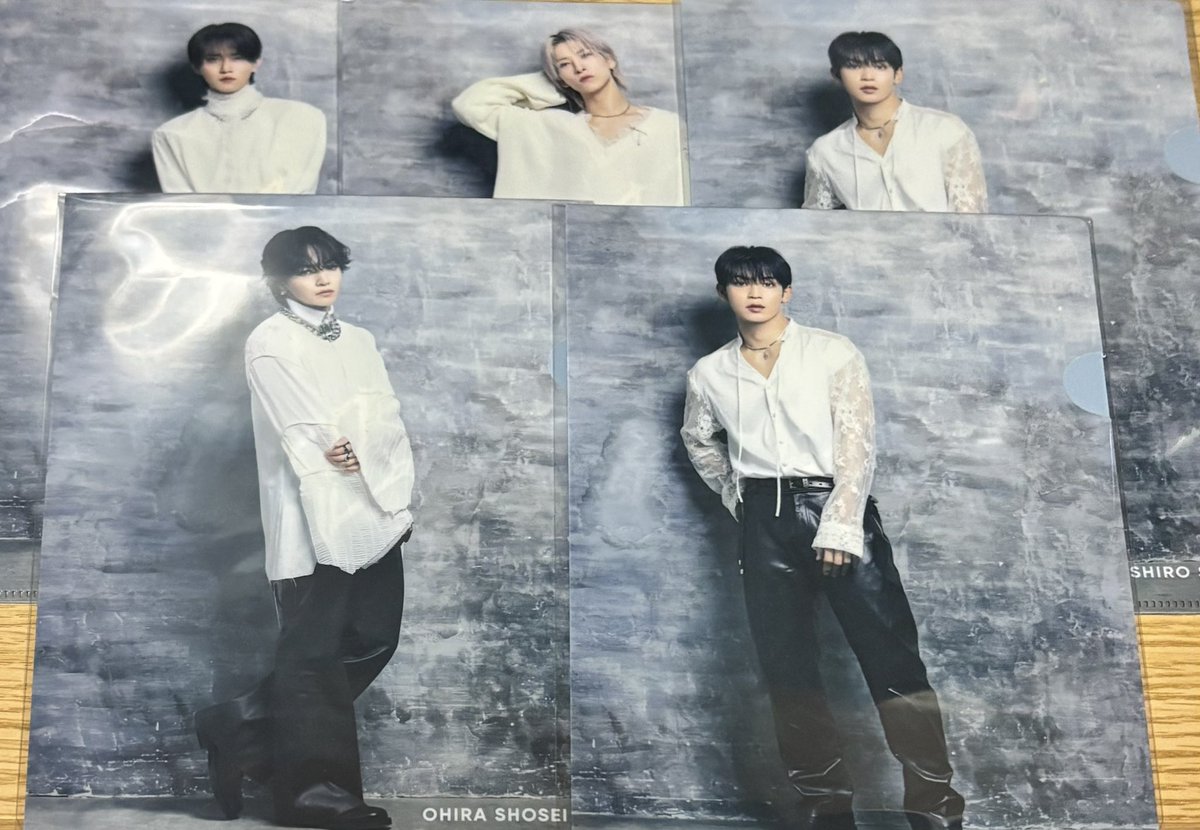k7745s's tweet photo. JO1 BEST ALBUM BE CLASSIC 交換 トレカ クリアファイル

【求】 未使用シリアル(比率ご提示ください)

【譲】画像のもの

郵送または東京ドーム手渡し希望です🙌🏻

 #JO1_BE_CLASSIC交換 #JO1交換 https://t.co/FK3VmpcFkd