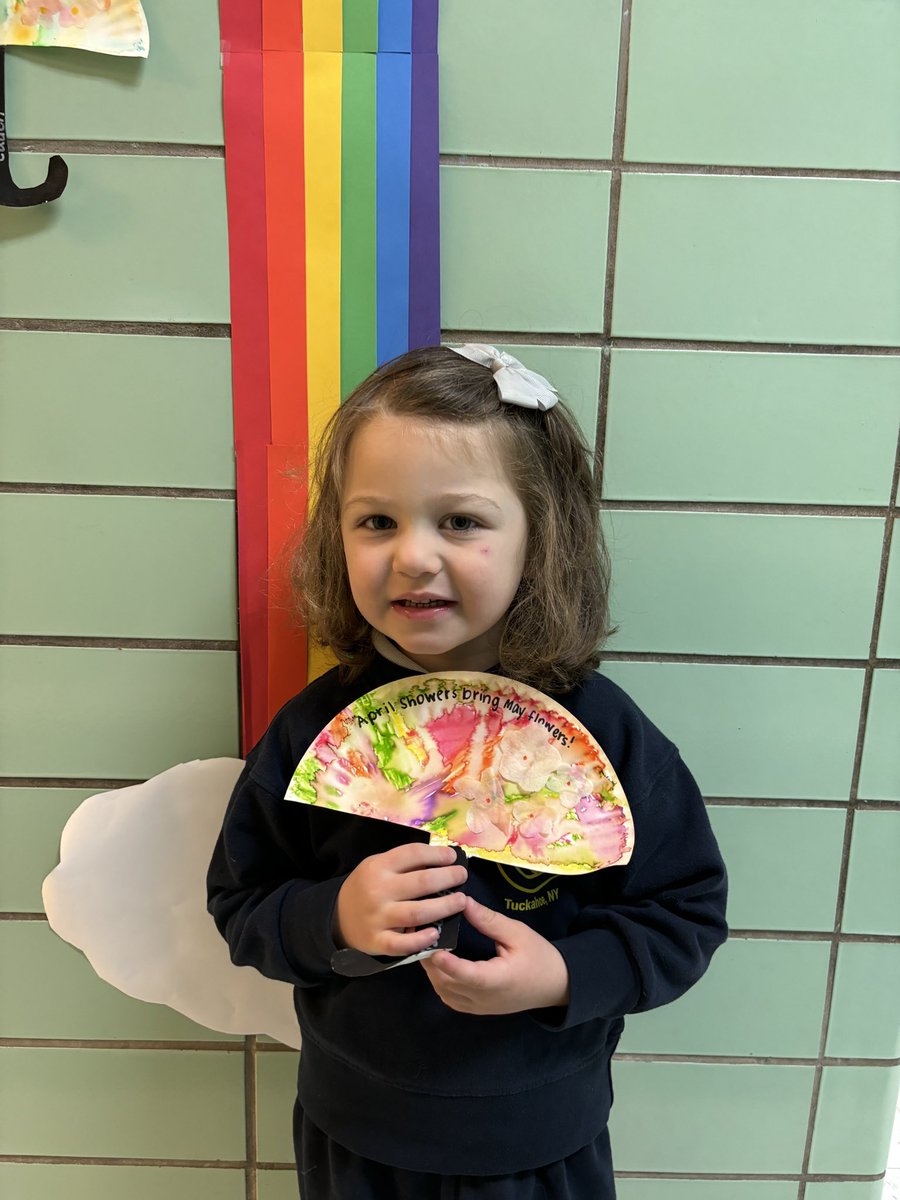 icschool_online's tweet photo. April showers βοΈ brought this these adorable umbrellas to ICS Prek4 π§οΈ #Uweek #IncredibleCatholicStudents @ArchNY_Schools https://t.co/uaw2Lo03AG