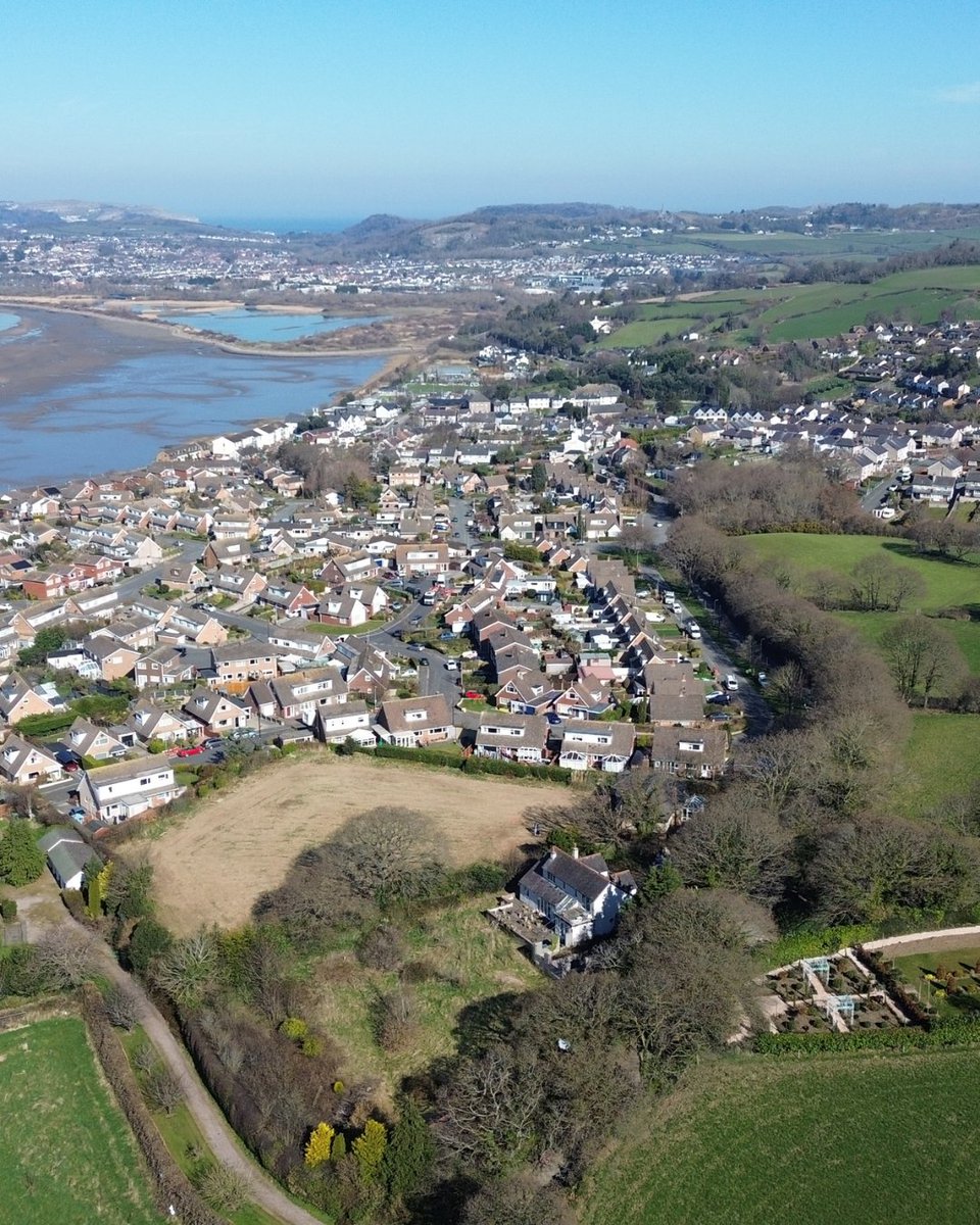 LegatOwen's tweet image. ** NEW ** FOR SALE **
𝐑𝐄𝐒𝐈𝐃𝐄𝐍𝐓𝐈𝐀𝐋 𝐃𝐄𝐕𝐄𝐋𝐎𝐏𝐌𝐄𝐍𝐓 𝐒𝐈𝐓𝐄
➡️ Glynton, Top Llan Road, Glan Conwy, LL28 5NP

Residential Development site with full planning permission for 9 residential dwellings.
📞01244 408200

#LegatOwen #ResidentialDevelopment