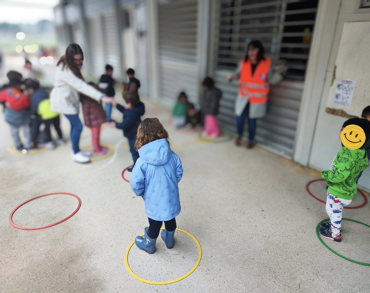 💙 Jornada plena de sensibilització amb motiu del Dia Mundial de l'Autisme:
🎬 Vídeos, contes i projectes creats per l’alumnat
🧩 Demostració de #PatisInclusius
🎤 Entrevista amb ATEATE, experts i institucions
♾ Inauguració de la pictografia i figura de l’infinit!