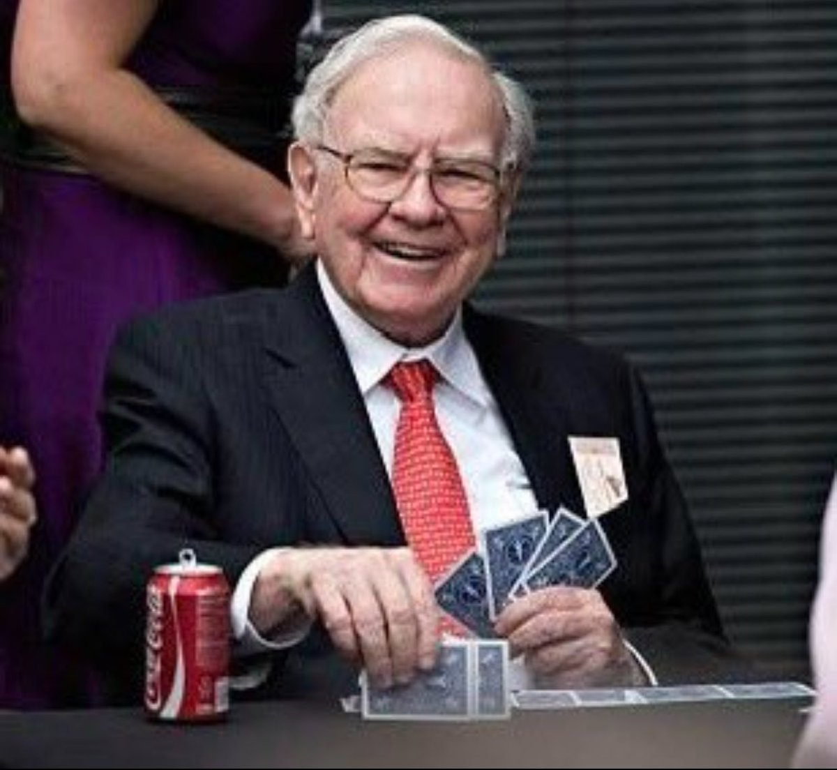 TrungTPhan's tweet image. when you’re sitting on $330B of T-Bills