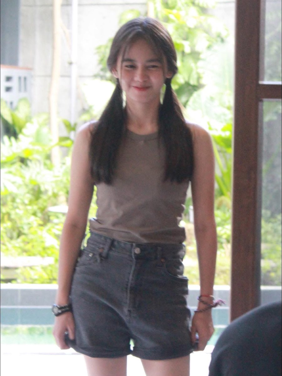 Cutieee small baby Jay ♡(˃͈ ˂͈ )

ONE PROFANITY ONE KISS

#AshtineOlviga #SectionEProfanity #SectionELabanAsOne #AngMutyaNgSectionE #AMNSE #BidaKaDito