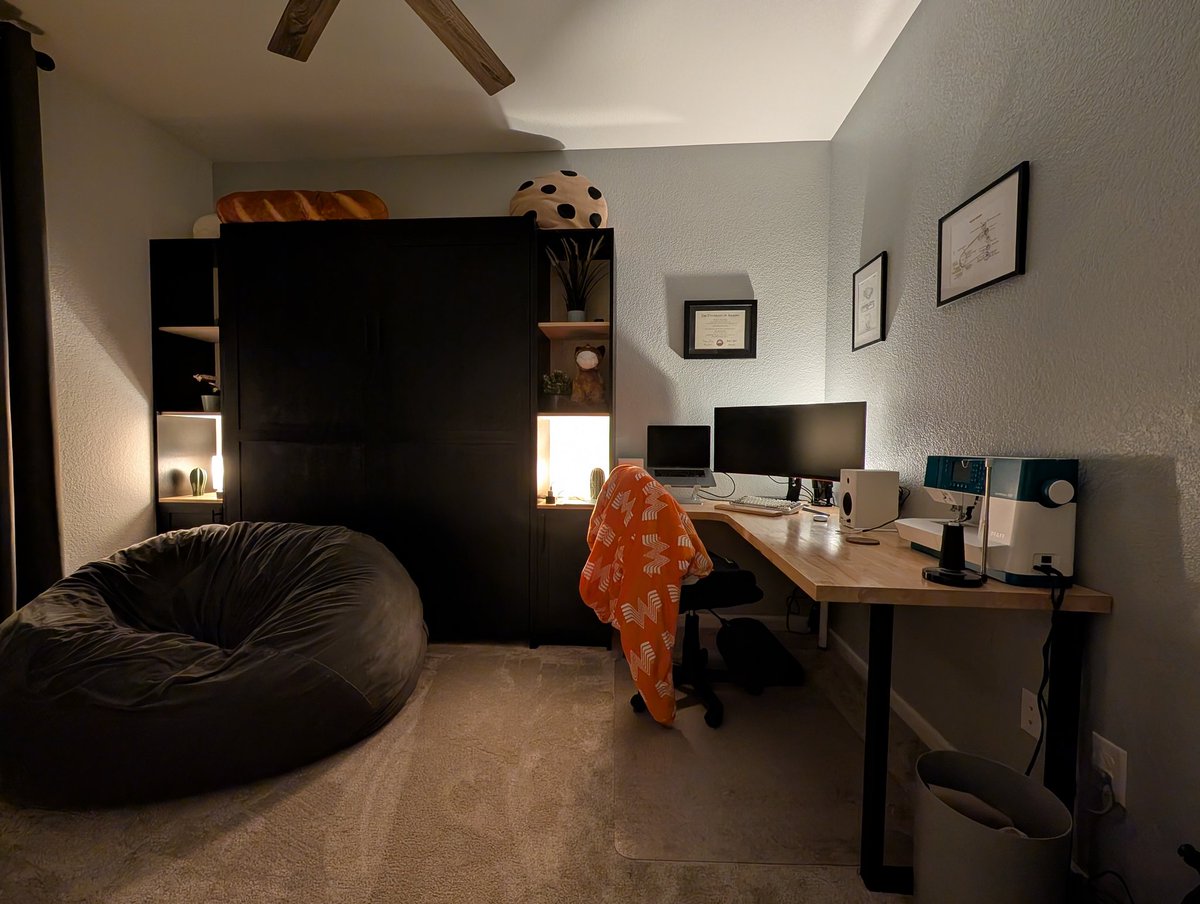 Comfy cozy office coming along