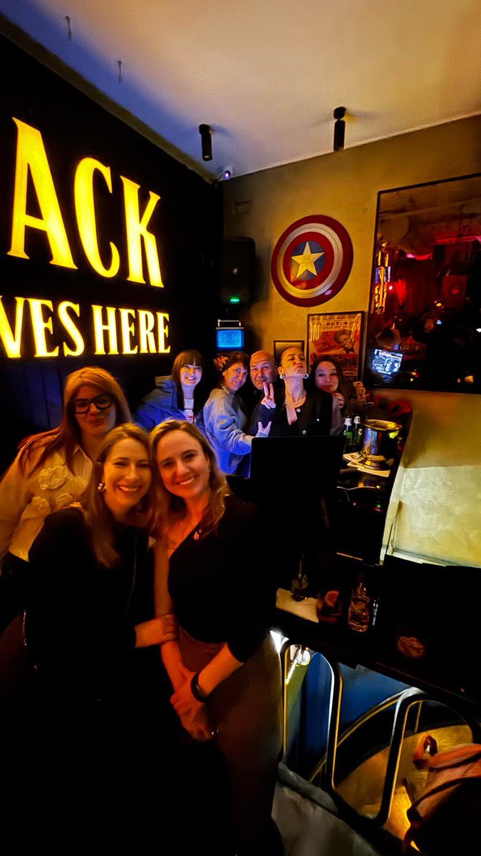 Hayk and the Mermaids 🎧🧜‍♀️ #corridorist #haykmusic #pera