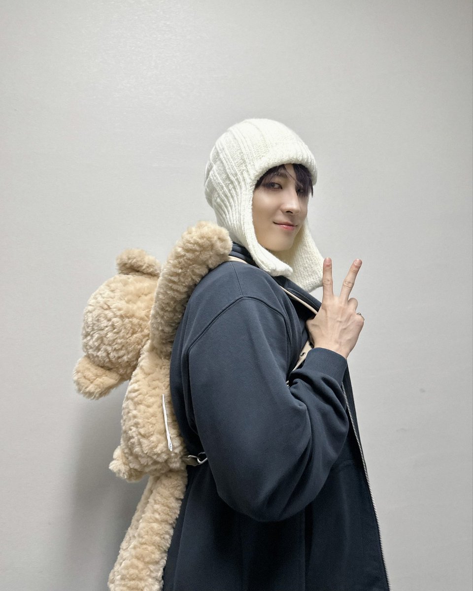 jis_won_'s tweet photo. ウォヌさん行ってらっしゃい！
寂しいけどまた会える日まで自分も仕事頑張る！ https://t.co/QlYZqhdhYl