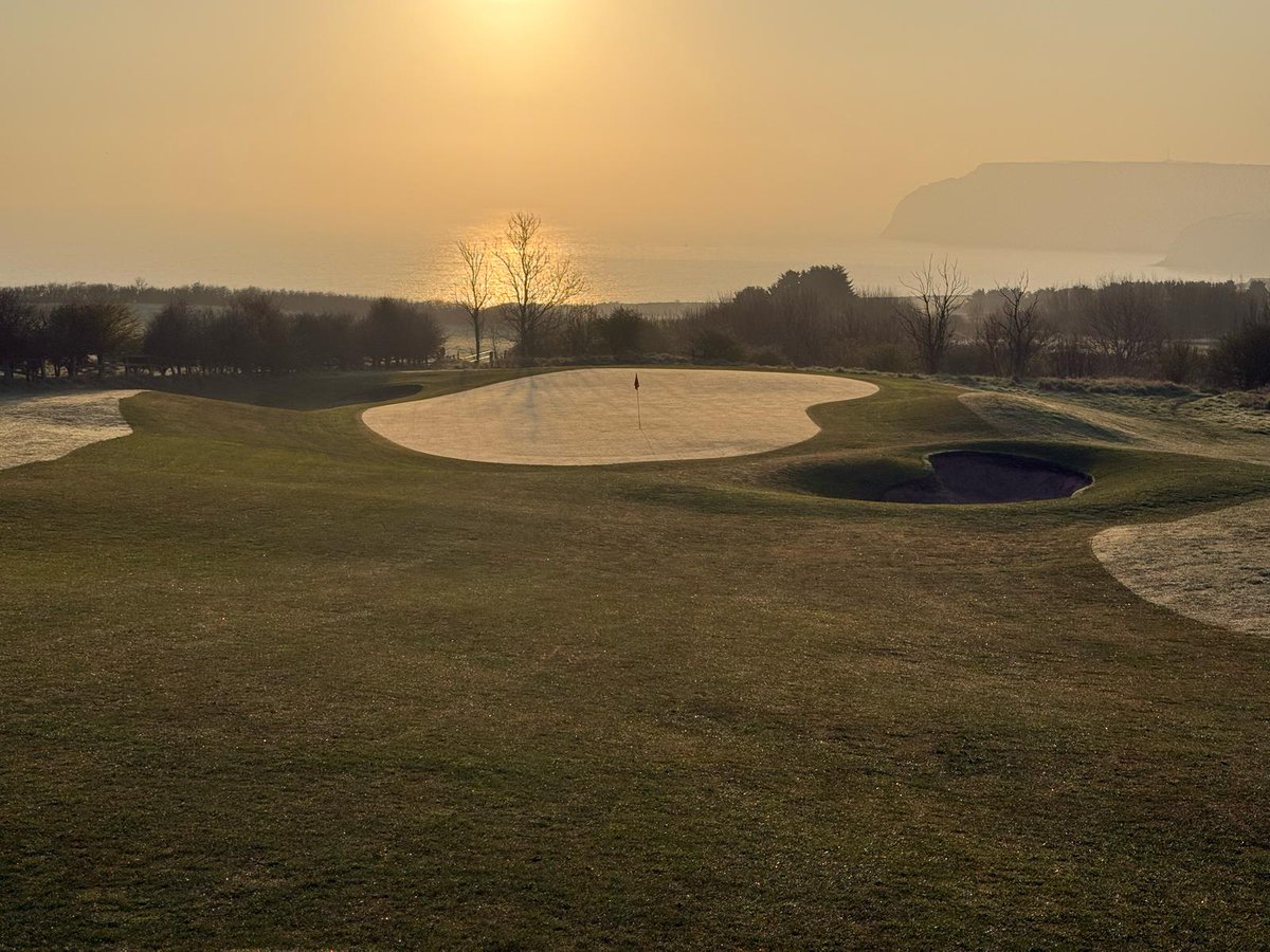 Super dry now, here's the latest update on happenings in March.

hunleygolf.co.uk/gregs-greenkee…