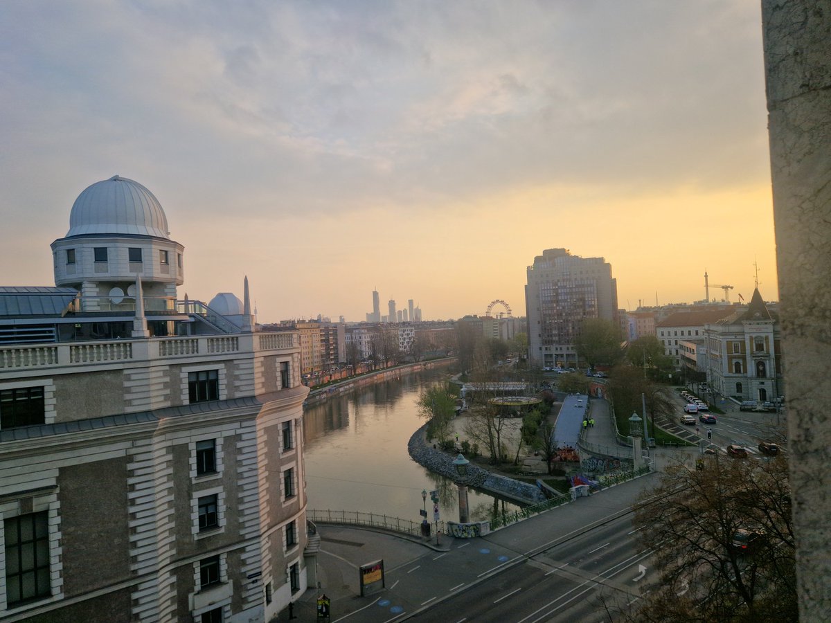 A very educational and informative trip to Vienna for #EHRA25. So pleased to be able to be a part of it and exciting to see so many innovative new studies and ideas #CardioTwitter #epeeps