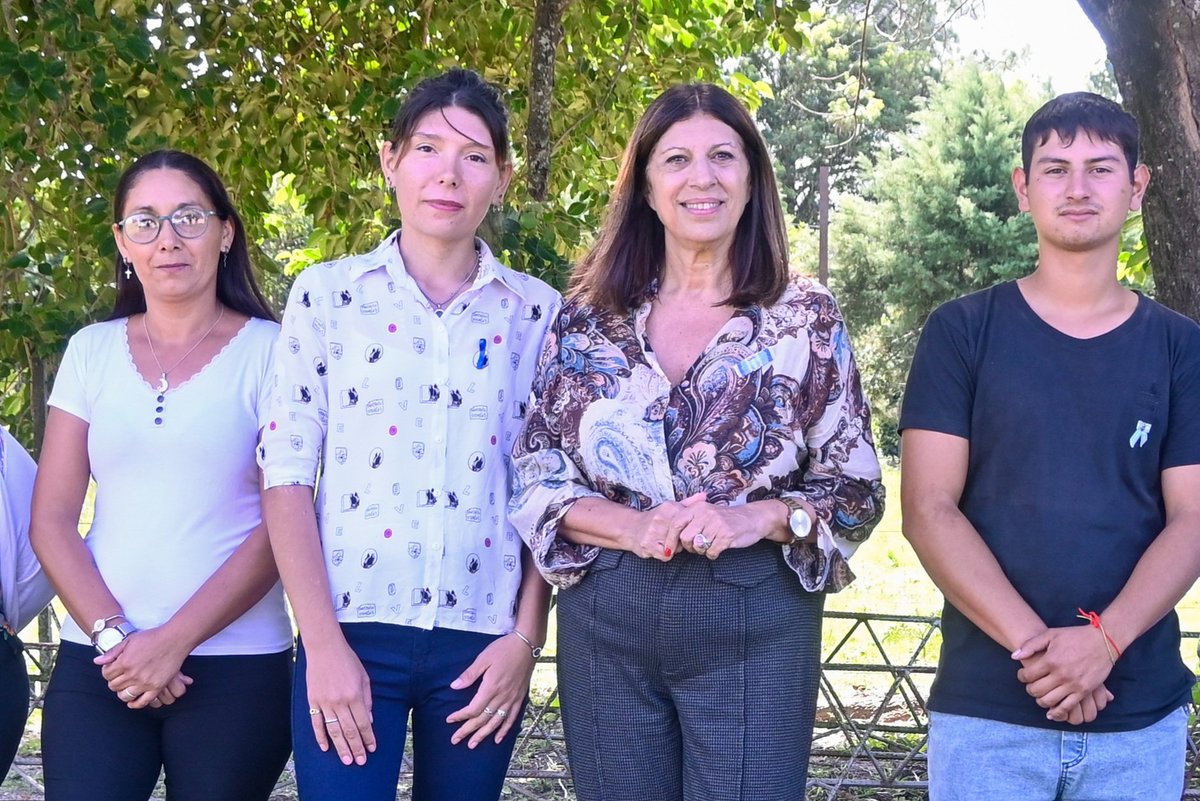 #UNIDOS EN TODO EL TERRITORIO

Con los candidatos a convencionales constituyentes de #Unidos <a href="/andreochat/">Andrea Ochat</a> por el departamento Castellanos y <a href="/pablogfarias/">Pablo Farías</a> y <a href="/giselmahmud/">Gisel Mahmud</a> en la lista que encabeza el gobernador <a href="/maxipullaro/">Maximiliano Pullaro</a>, compartimos una importante agenda:

📍 #Sunchales: junto al