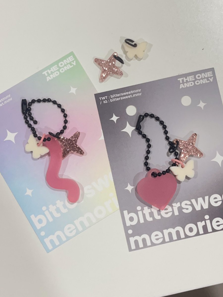 กลับมาทำชมพูดำบ้าง 💗🤲🏻🍨🐈‍⬛  

#พวงกุญแจอะคริลิค