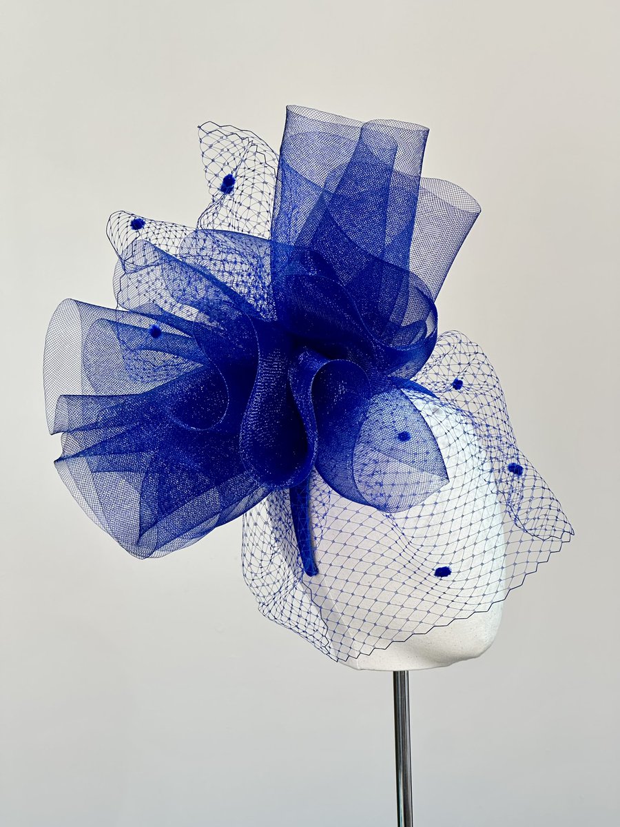 Hat of the week
Just arrived, a stunning royal blue crin headpiece
Perfect for Royal Ascot
#hatoftheweek #headpieceoftheweek #royalascot #royalascothat #hatshop #hathireshop #hathire #hathireoxfordshire #hathireoxon #hatshopoxfordshire #wallingforduk #louiseclairemillinery