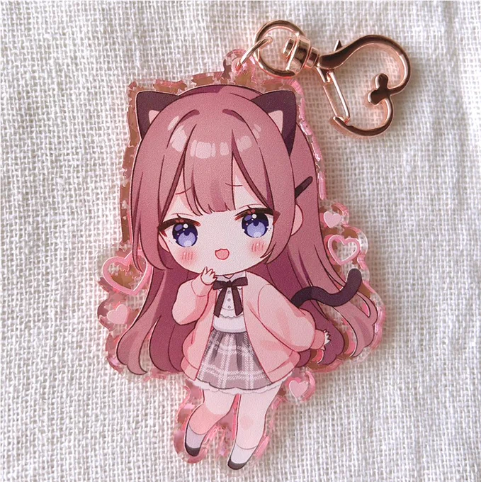 【再販のお知らせ】 BOOTHにて和歌ちゃんアクキーを予約販売いたします! ●①…在庫に限りあり。予約開始2025.4.5 19:00～ ●②…受注生産。予約期間2025.4.5 19:00～4.12 23:59  ※予約商品のため、お届けまでにお時間をいただきます。 