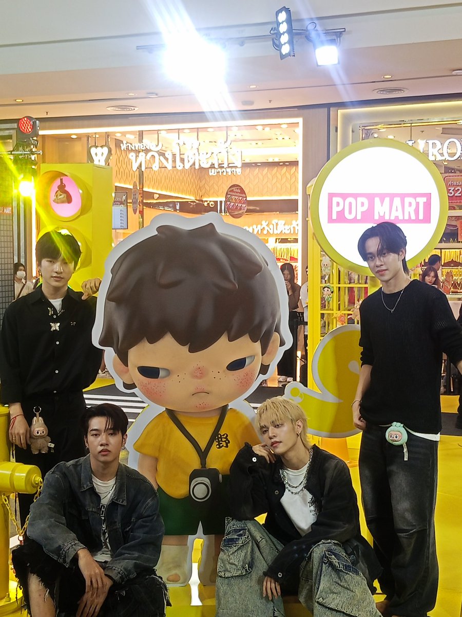 Oon0ooo's tweet image. โดนตกแบบสาหัสหลังหักเอวเคร็ดขาระบมแขนร้าวเพราะทุกคนน่าร้ากกมากก น่าเสียดายเมมเบ้ออีกคนมะได้มา มะงั้นโดนตกครบทั้งวง😻💫🥹🤏🏻🩷
@Jamesnagon @wan_ksda @tonhon_yp @bb_metas 
@HOWLS_OFFICIAL #Project_HOWLS #POPMARTxHOWLS
#POPMARTxHOWLS