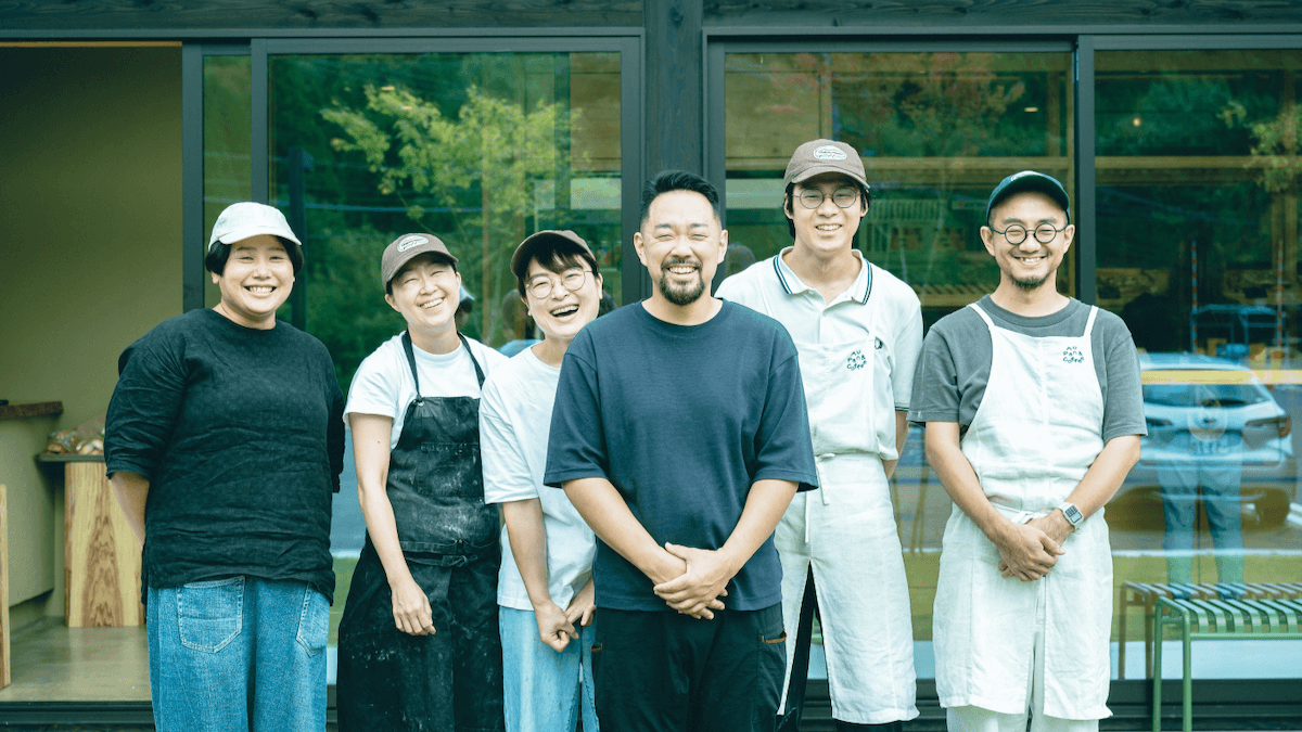 「パンはあくまで手段。やりたいのは地域や社会とのつながりをどうつくるかということなんです」

「地域とつながる"パン屋の種"」を徳島・神山町から熊本・黒川温泉「Au Pan&amp;Coffee」へ。フードハブ・プロジェクト笹川大輔インタビュー
monosus.co.jp/posts/2025/02/…

#パン #パン屋 #フードハブ