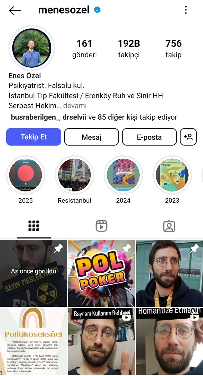 Arkadaşlar bu hesap asistanların nöbet ertesi izin hakkını alması için yıllar önce kurulmuştu ve en nihayetinde bu hakkı elde etmiştik

Bugün ise meslektaşımız  Dr <a href="/menesozel/">menesozel</a> in gözaltına alındığını üzüntüyle öğrenmiş bulunmaktayız

Düşünce özgürlüğü suç değildir!
#FreeMenesozel