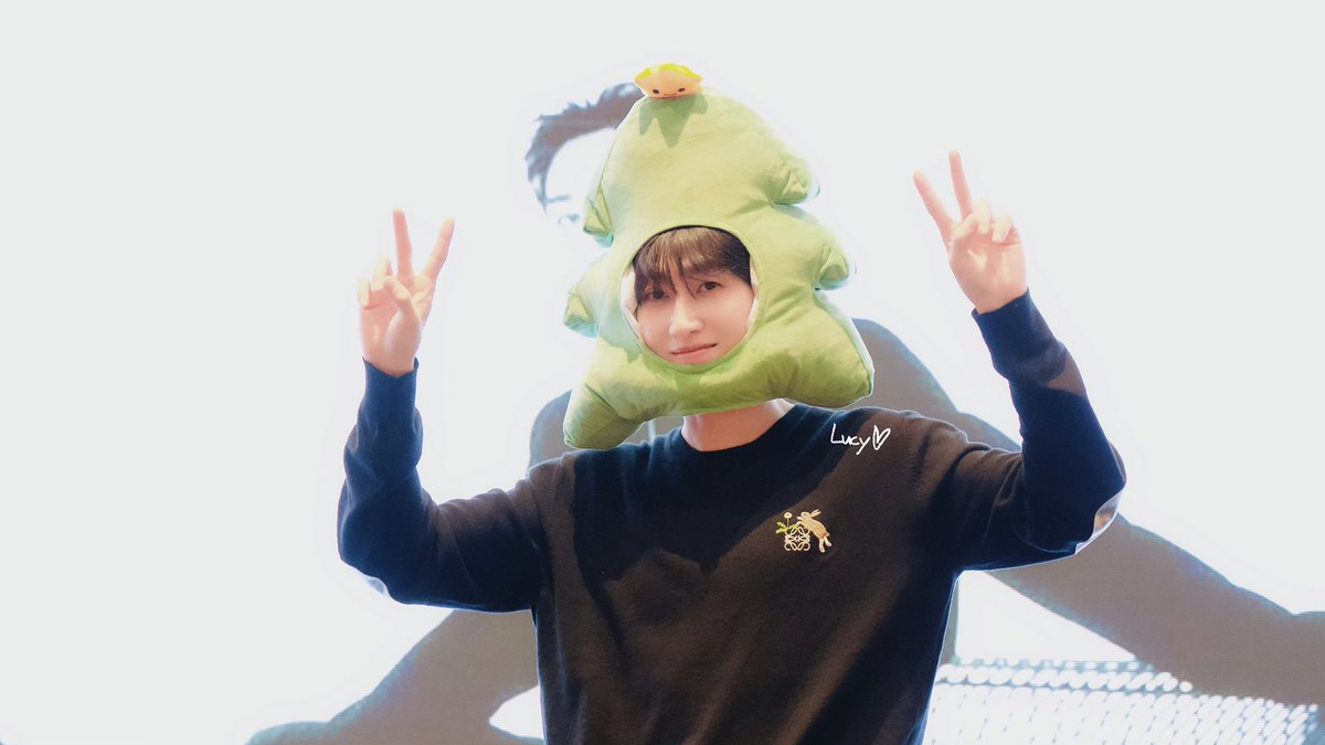 eunhyukeeislove's tweet photo. 내 최애 이혁재! 생일 축하해요🎈
하늘님 주신 선물같은 우리오빠 너무너무 사랑해❤️

#4랑둥이_은혁아_4랑해 https://t.co/fkPxLqOoKq