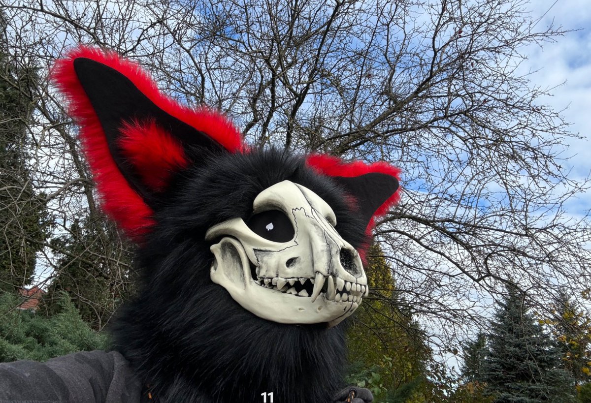 Poker the SkullDog! Finished long time ago...
Today we're back with something new within 4hrs from now on!